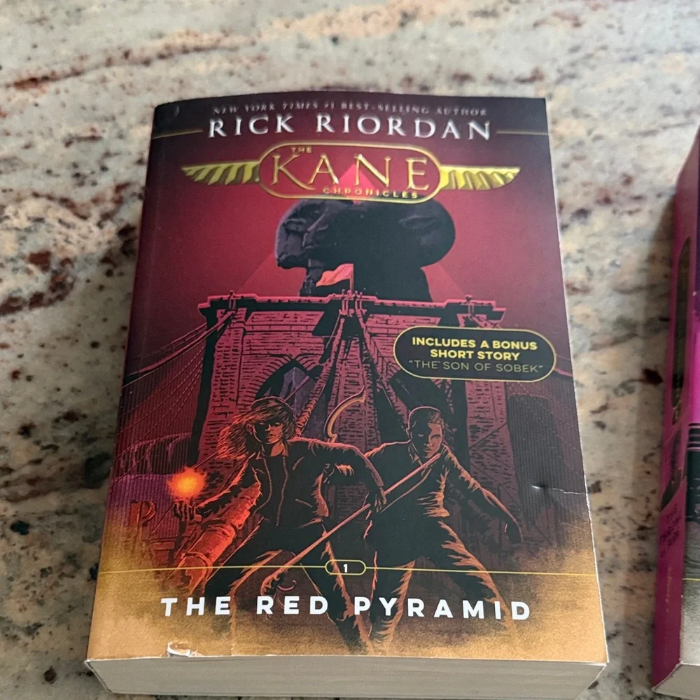 Rick Riordan Kane Chronicles Book Set - Picture 2 of 4